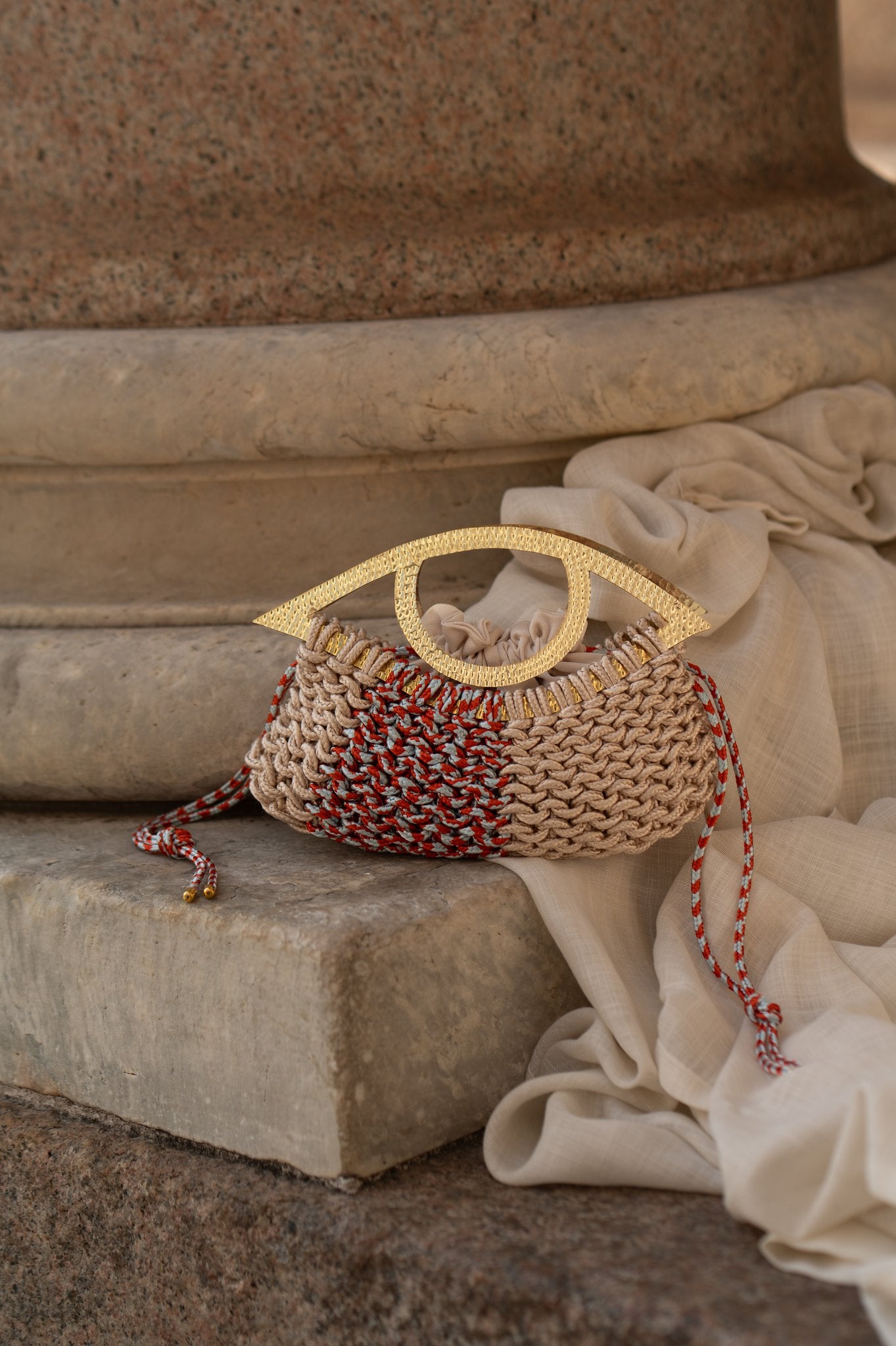 Bladi - Hiwar · Eyes Champagne